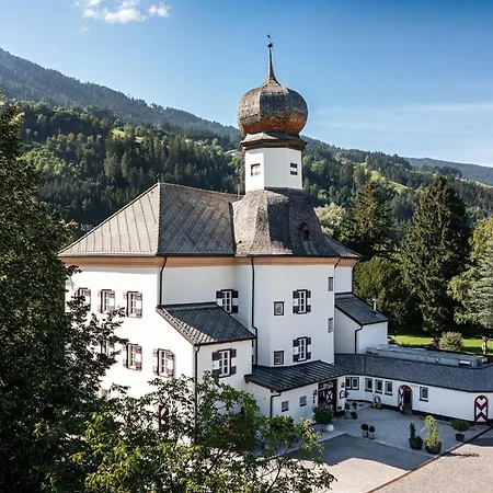 Schlosshotel Mitterhart-3